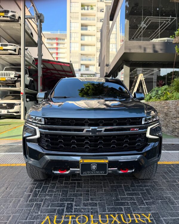 Chevrolet Tahoe Z71 - Image 11