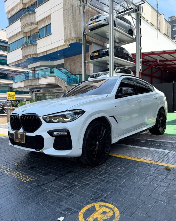 BMW X6 M40 - Image 12