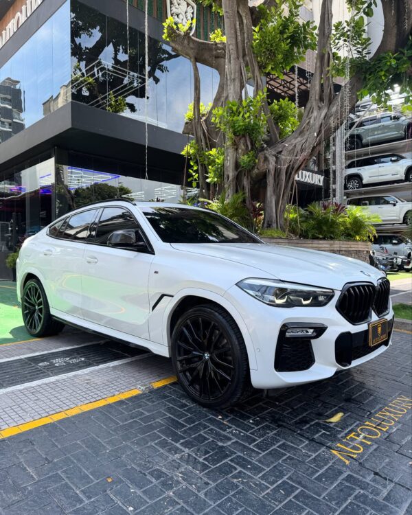 BMW X6 M40 - Image 2